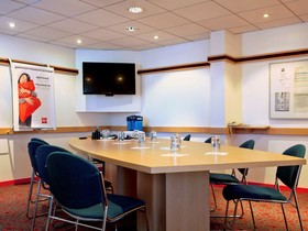 Hôtel ibis Lyon Est Bron