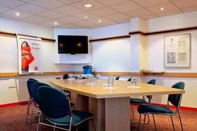 Hôtel ibis Lyon Est Bron