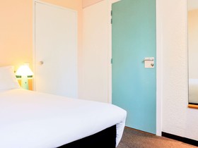 Hôtel ibis Lyon Est Bron