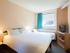 Hôtel ibis Lyon Est Bron