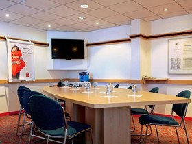 Hôtel ibis Lyon Est Bron