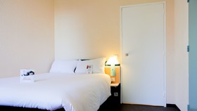 Hôtel ibis Lyon Est Bron
