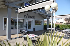 Kyriad Lyon Est - Bron Eurexpo Le Cottage