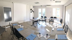 Kyriad Lyon Est - Bron Eurexpo Le Cottage