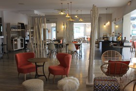 Kyriad Lyon Est - Bron Eurexpo Le Cottage