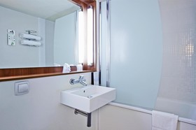 Hotel Campanile Chanas