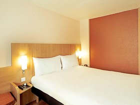 ibis Lyon Est Chaponnay