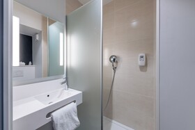 B&B HOTEL Cluses Sud