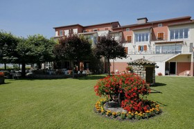 Le Beau Rivage