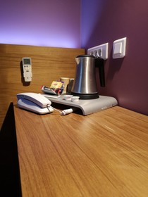 Hotel Full Colors