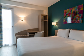 The Originals City, Hotel Éclipse