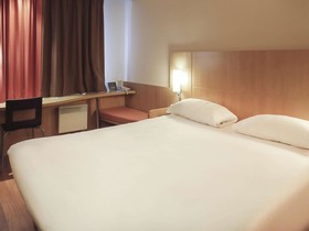 Hôtel ibis Bourg Jasseron Teyssonge