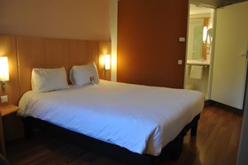 ibis Loriol Le Pouzin