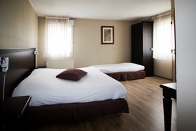 Adonis Villefranche Ambiance Hotel