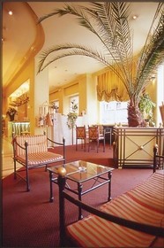 B4 Grand Hotel Lyon