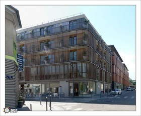 Adonis Lyon Dock Ouest