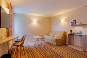 Hotel Kyriad Lyon Est - Saint Bonnet De Mure