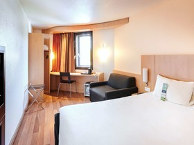 Hôtel ibis Lyon Gerland Musée des Confluences