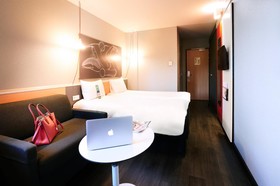 Hôtel ibis Lyon Gerland Musée des Confluences