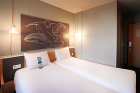 Hôtel ibis Lyon Gerland Musée des Confluences