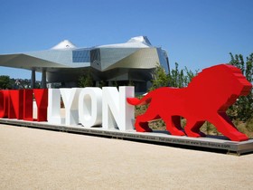 Hôtel ibis Lyon Gerland Musée des Confluences