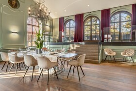 Les Suites de L'Ile Barbe
