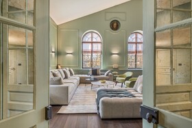 Les Suites de L'Ile Barbe