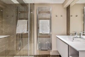 Les Suites de L'Ile Barbe