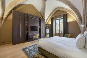 Les Suites de L'Ile Barbe