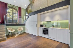 Les Suites de L'Ile Barbe