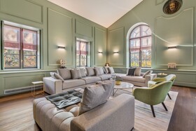 Les Suites de L'Ile Barbe