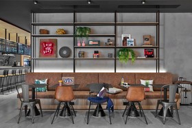 Moxy Lyon Airport