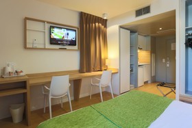 Q7 Lodge
