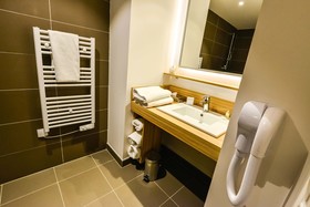 Q7 Lodge