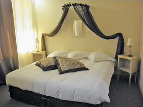 Hotel Médiéval