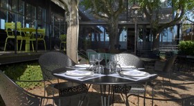 L'Ermitage Hôtel Cuisine-à-Manger