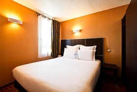 Kyriad Lyon Sud - Saint-Genis Laval