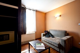 Kyriad Lyon Sud - Saint-Genis Laval