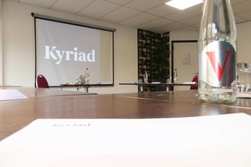Kyriad Lyon Sud - Saint-Genis Laval