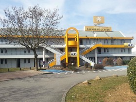 Première Classe Lyon Est - Aéroport Saint Exupéry