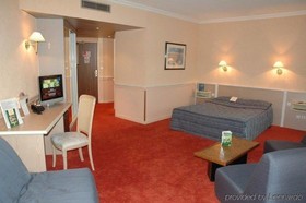 Hôtel Lyon Est - Porte de l'ain rest. Le Relais de Genève