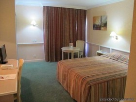 Hôtel Lyon Est - Porte de l'ain rest. Le Relais de Genève