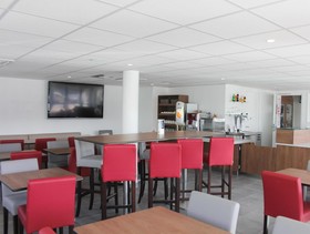 B&B HOTEL Lyon Aéroport Saint-Quentin-Fallavier