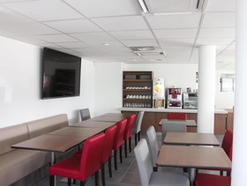 B&B HOTEL Lyon Aéroport Saint-Quentin-Fallavier