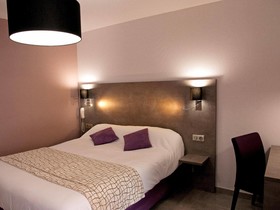 Hotel Azalees