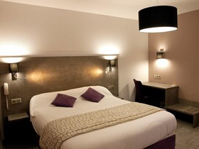 Hotel Azalees