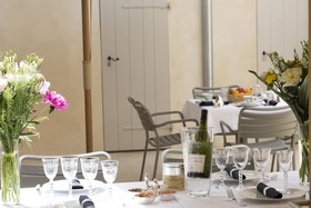 Hôtel De La Villeon