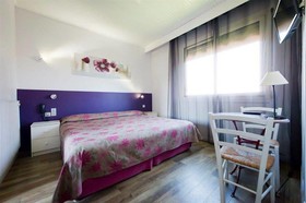MOODz Hotel