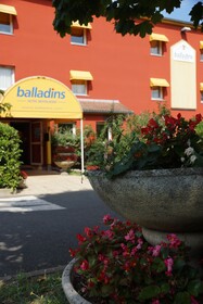 Hotel initial Lyon / Villefranche-Sur-Saone  by balladins
