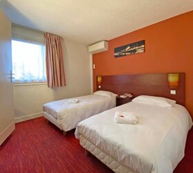 Hotel initial Lyon / Villefranche-Sur-Saone  by balladins
